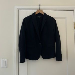 Navy Ann Taylor seasonless stretch blazer